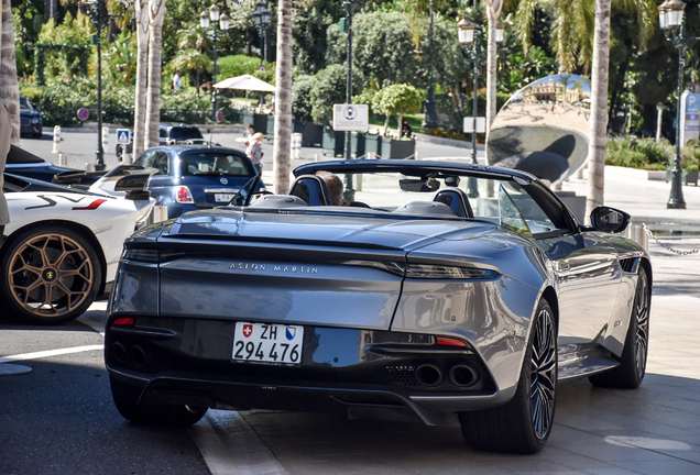 Aston Martin DBS Superleggera Volante