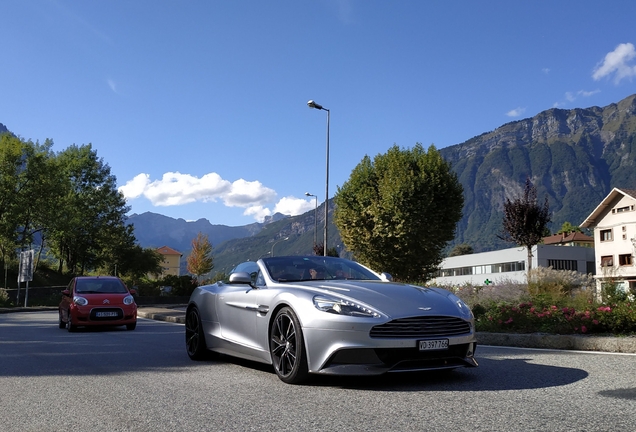 Aston Martin Vanquish Volante