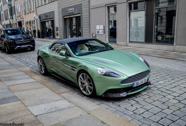 Aston Martin Vanquish Volante