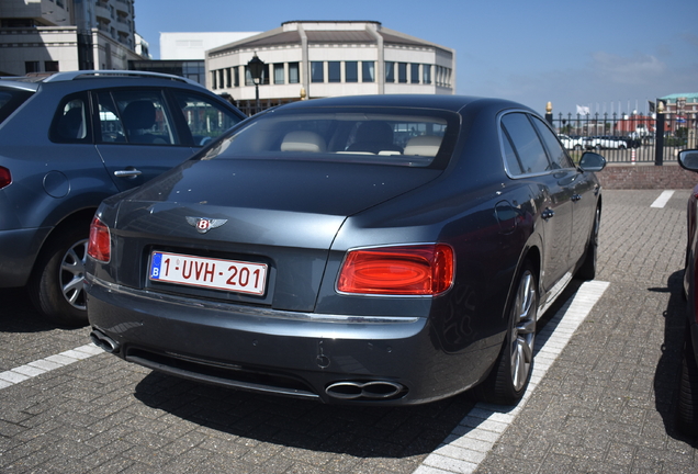 Bentley Flying Spur V8