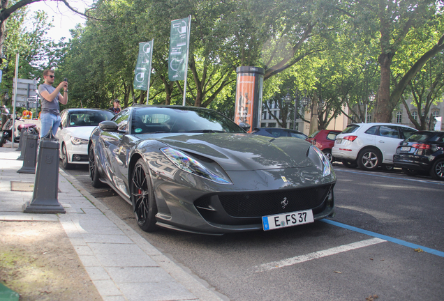 Ferrari 812 Superfast