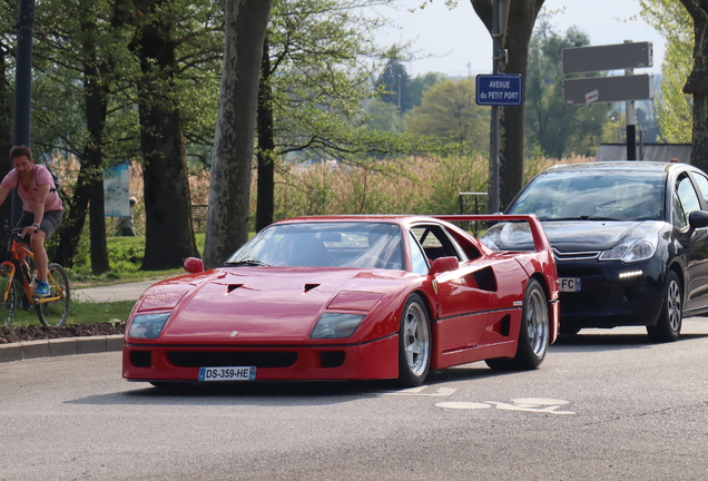 Ferrari F40