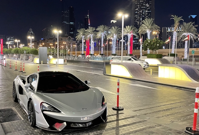 McLaren 570GT