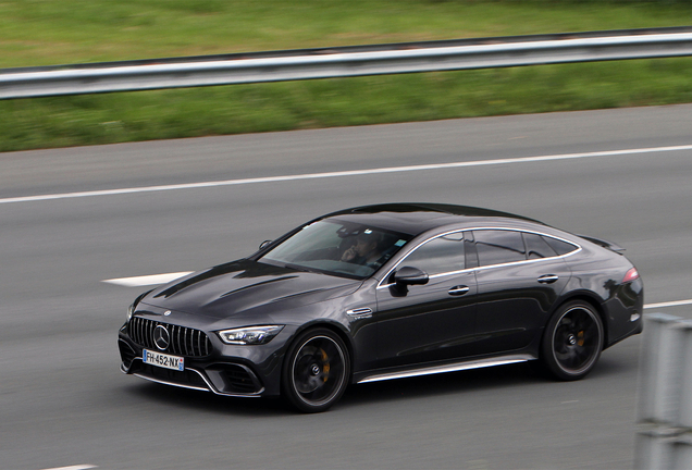 Mercedes-AMG GT 63 S X290