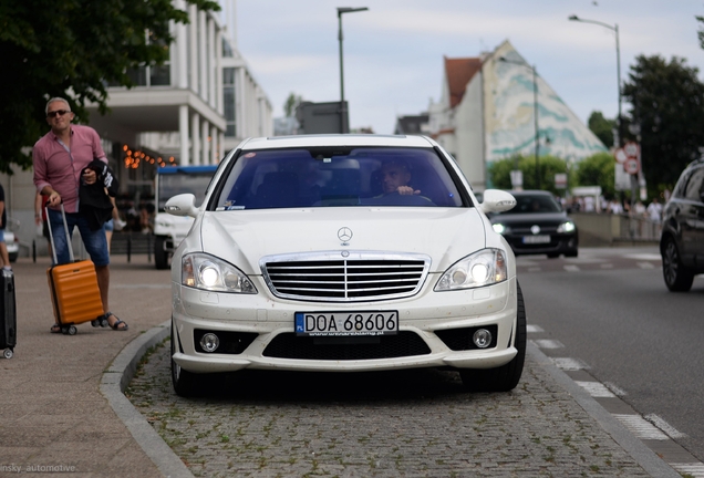 Mercedes-Benz S 63 AMG W221