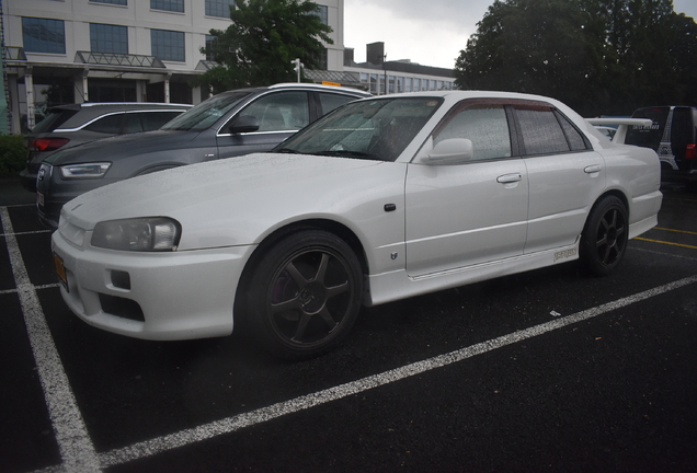 Nissan Skyline R34 Sedan