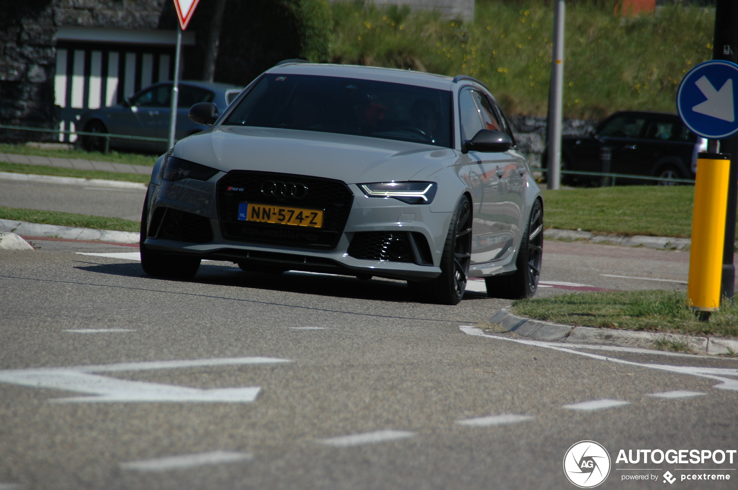 Audi RS6 Avant C7 2015