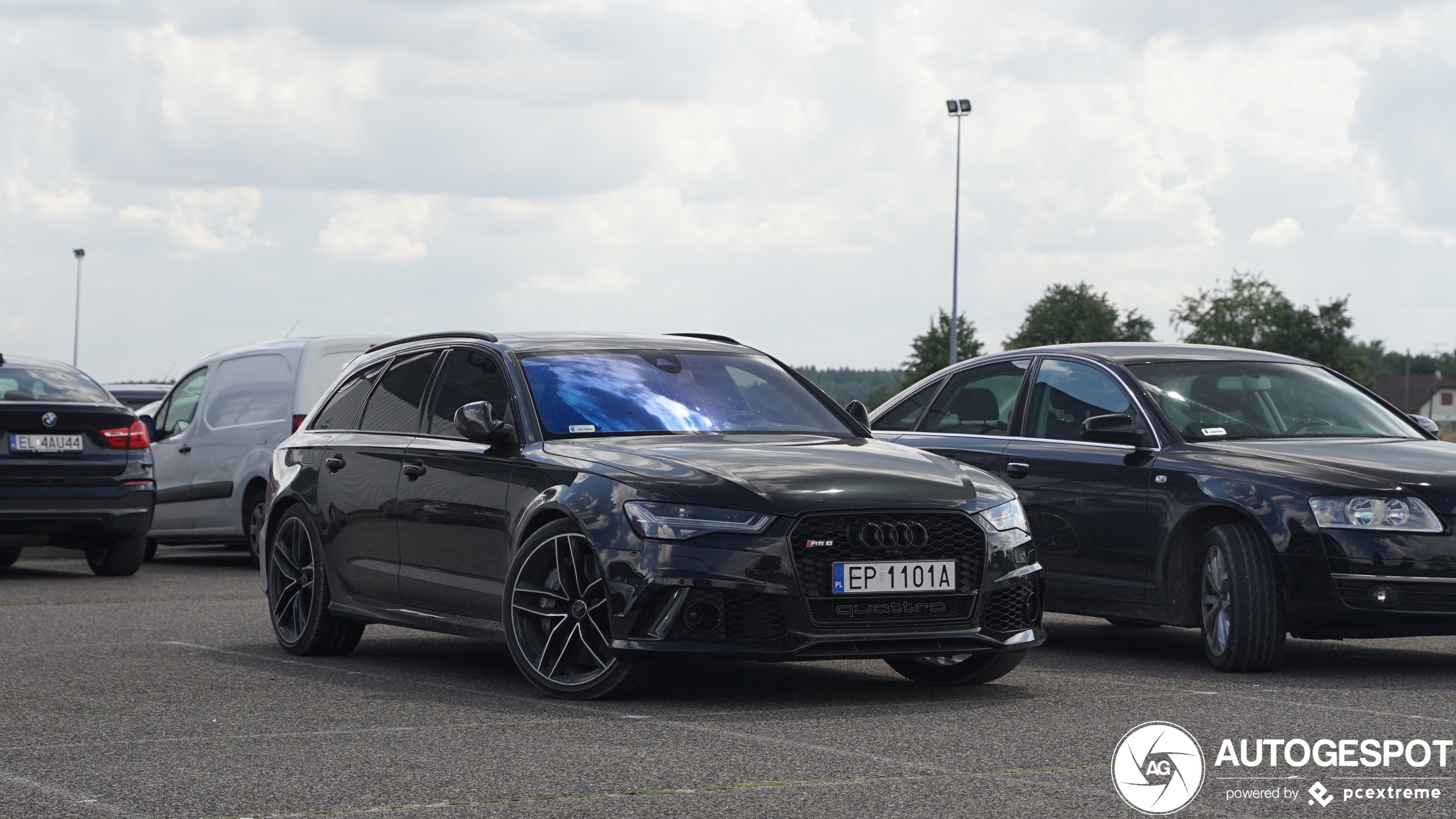 Audi RS6 Avant C7 2015