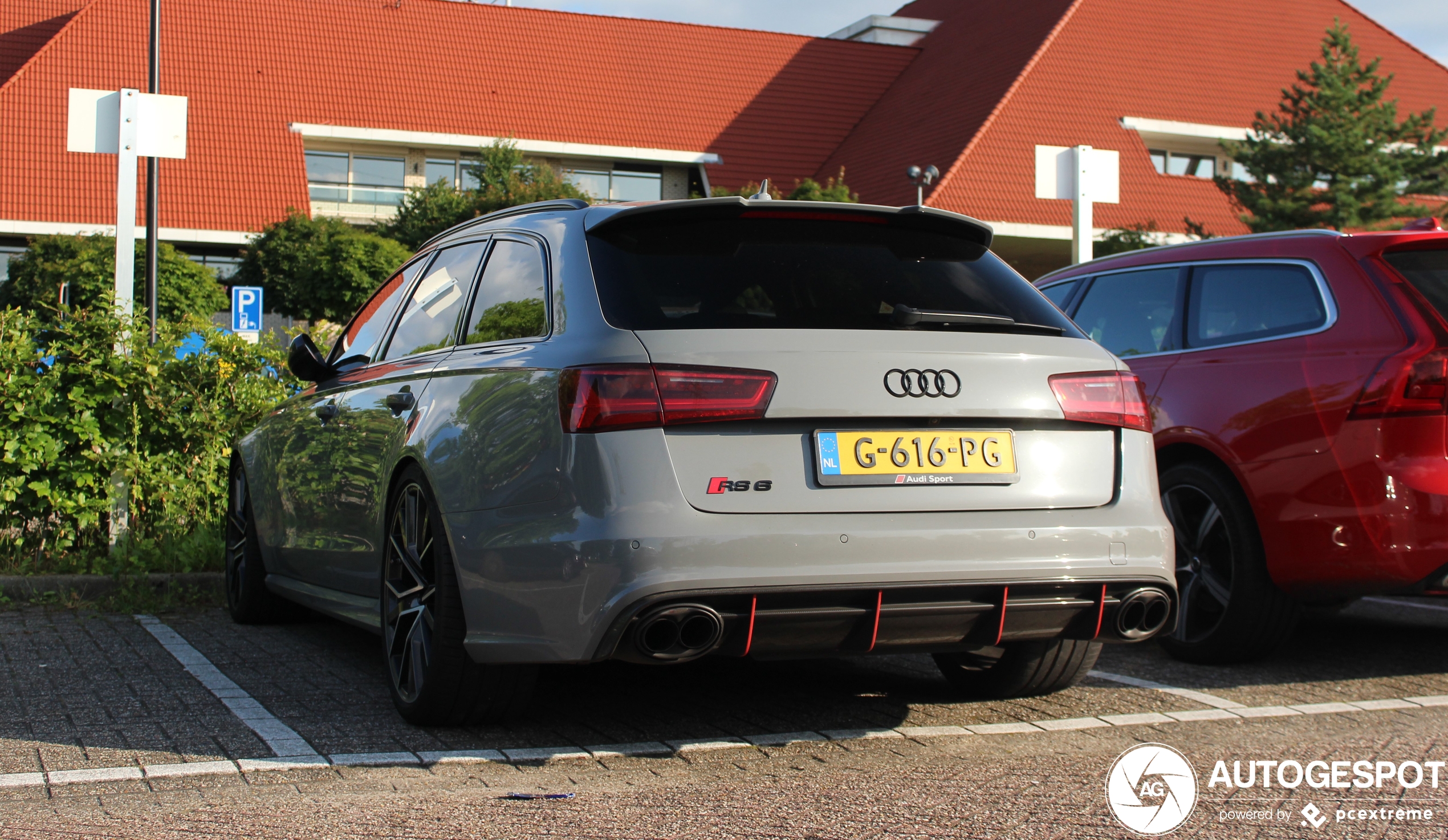 Audi RS6 Avant C7 2015