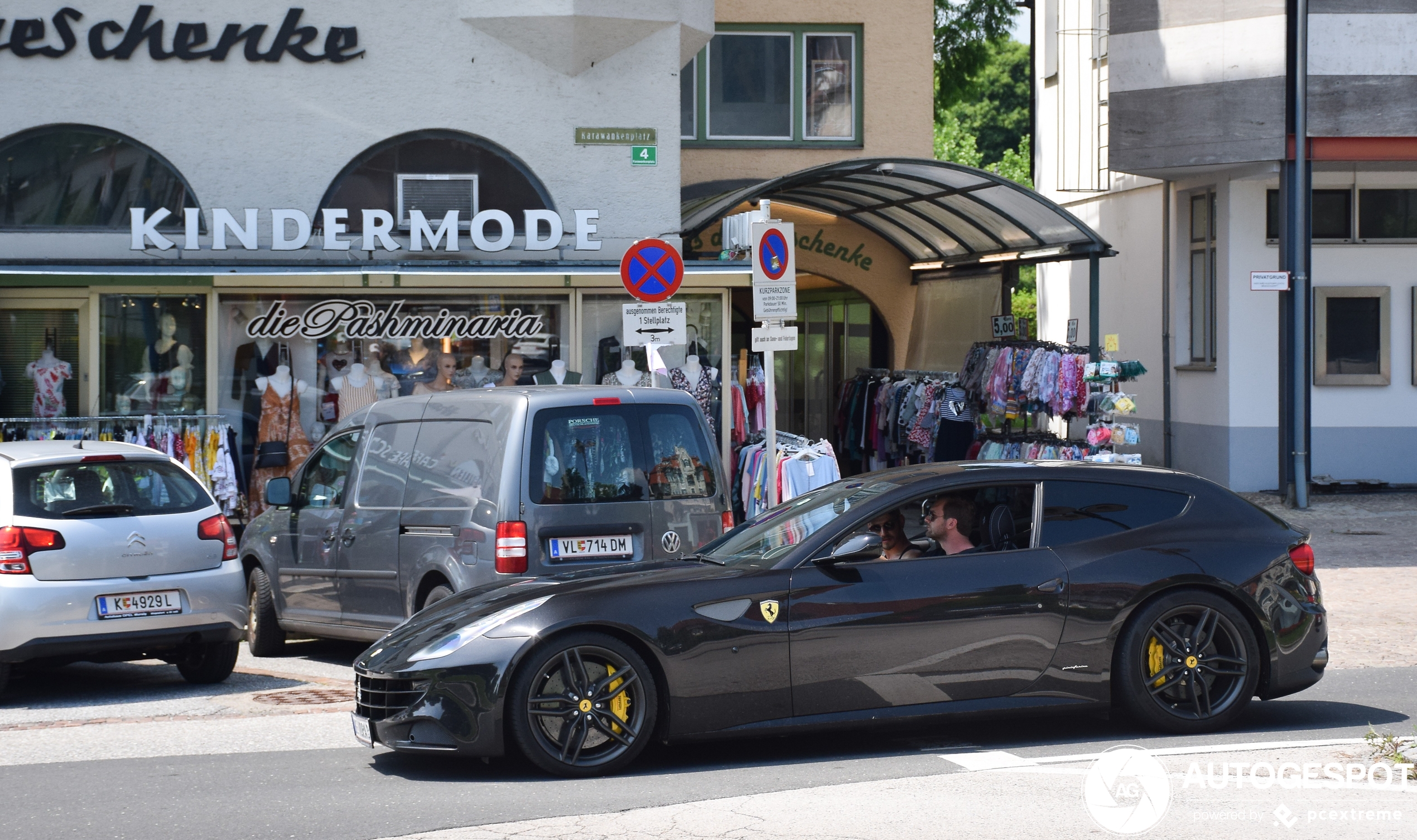 Ferrari FF