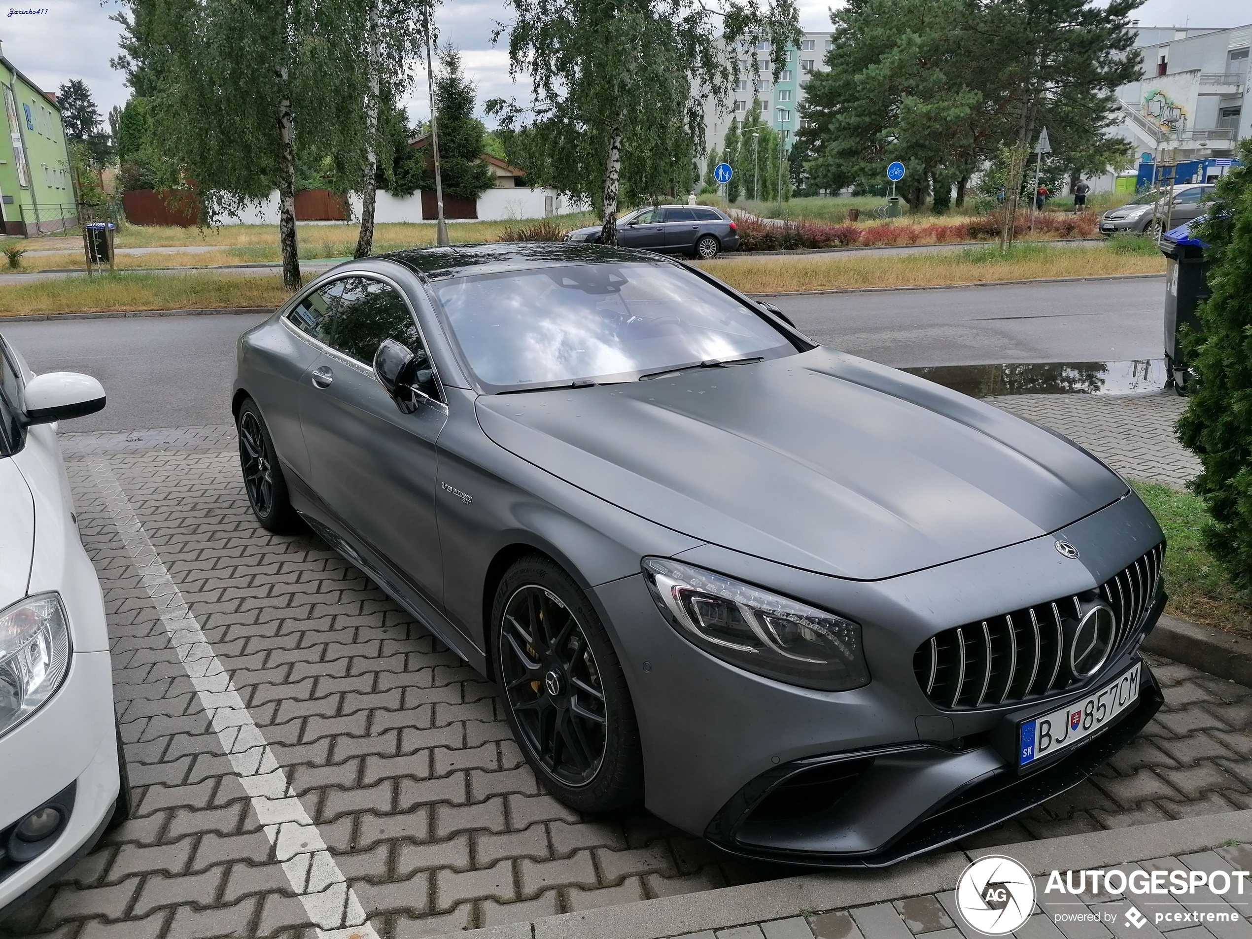 Mercedes-AMG S 63 Coupé C217 2018 Yellow Night Edition