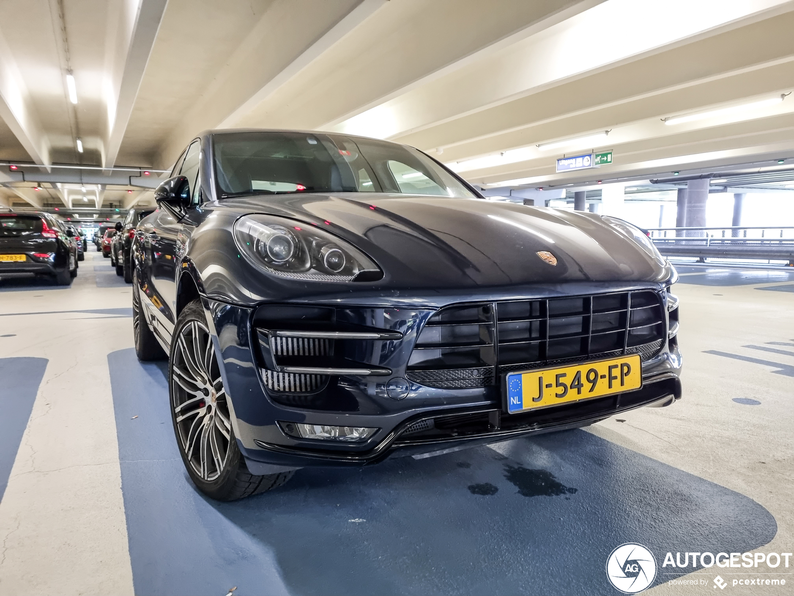 Porsche 95B Macan Turbo