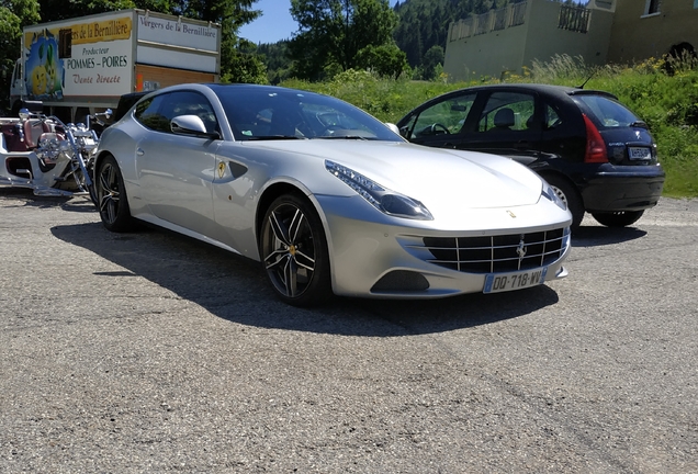 Ferrari FF