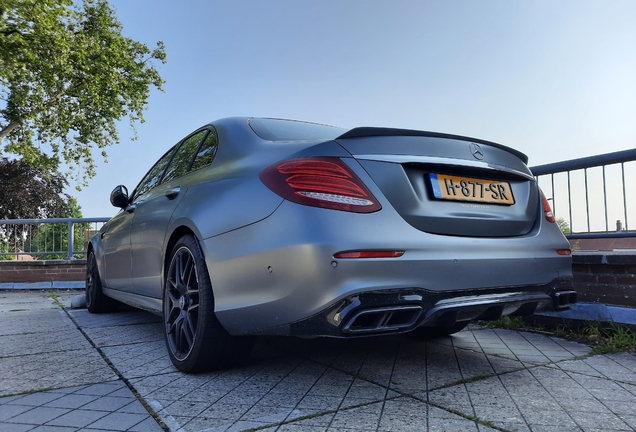 Mercedes-AMG E 63 S W213