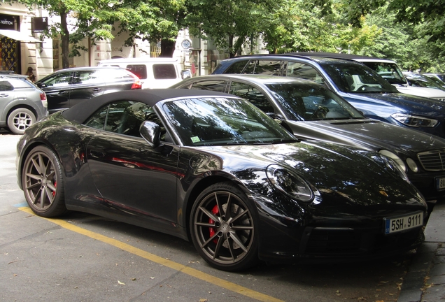 Porsche 992 Carrera 4S Cabriolet MkI