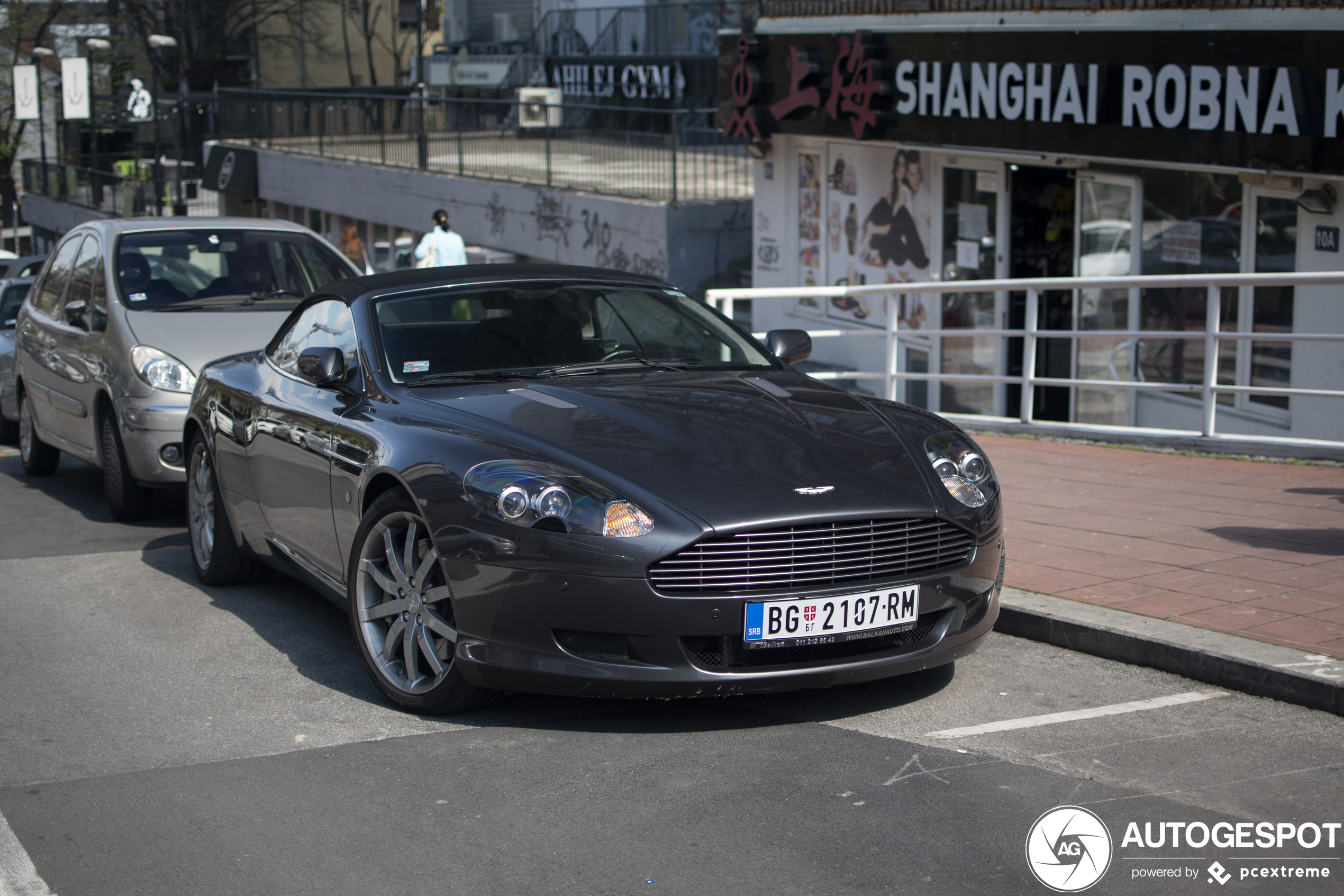 Aston Martin DB9 Volante