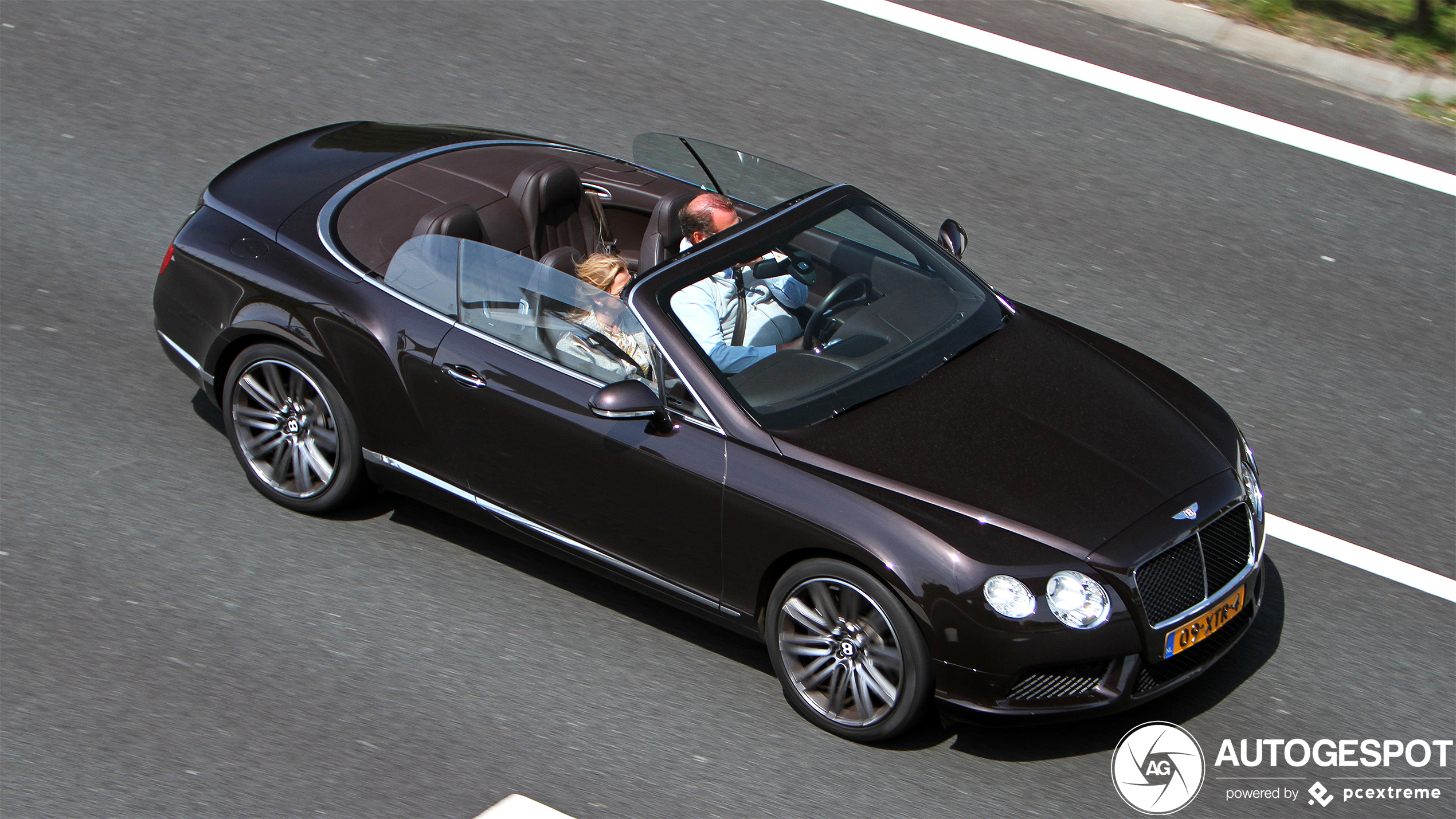 Bentley Continental GTC V8