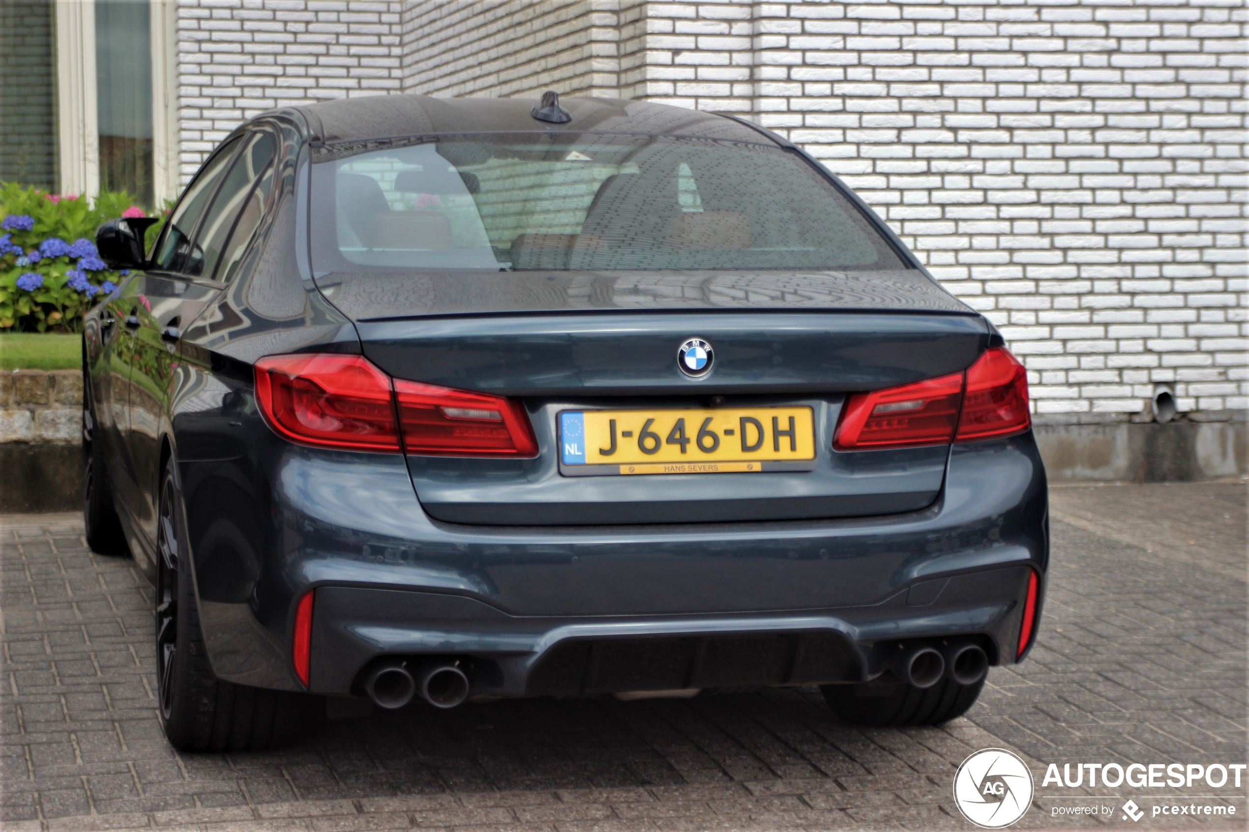 BMW M5 F90