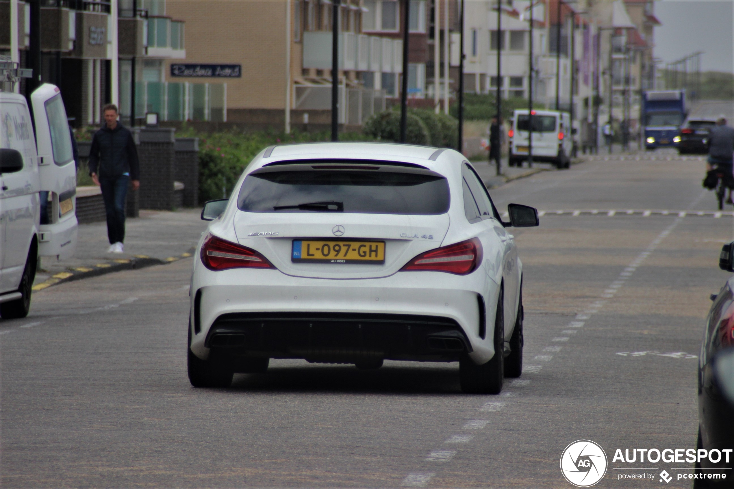 Mercedes-AMG CLA 45 Shooting Brake X117 2017