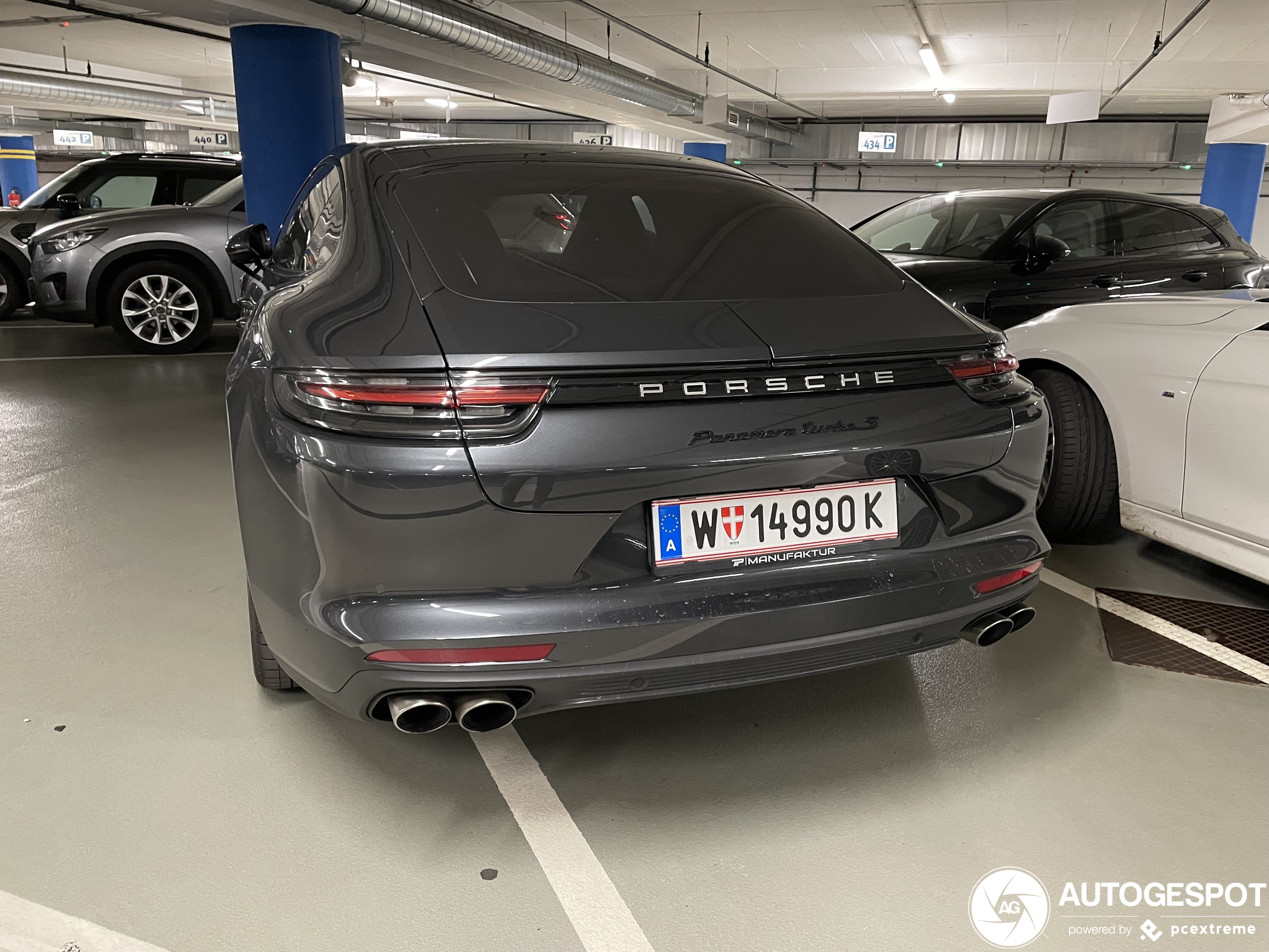 Porsche 971 Panamera Turbo S E-Hybrid