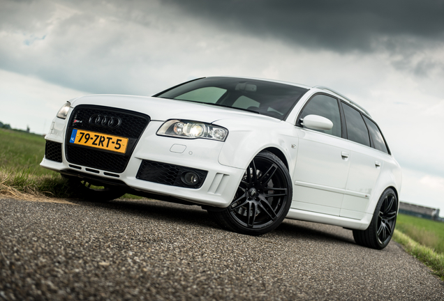 Audi RS4 Avant B7