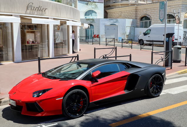 Lamborghini Aventador LP700-4