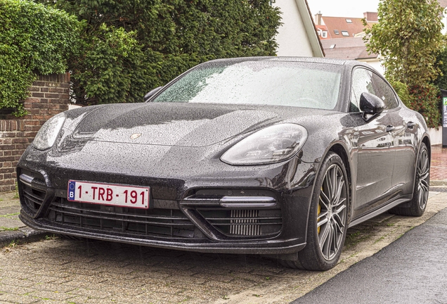 Porsche 971 Panamera Turbo S E-Hybrid