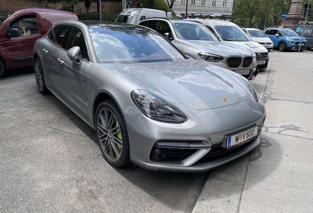 Porsche 971 Panamera Turbo S E-Hybrid Sport Turismo