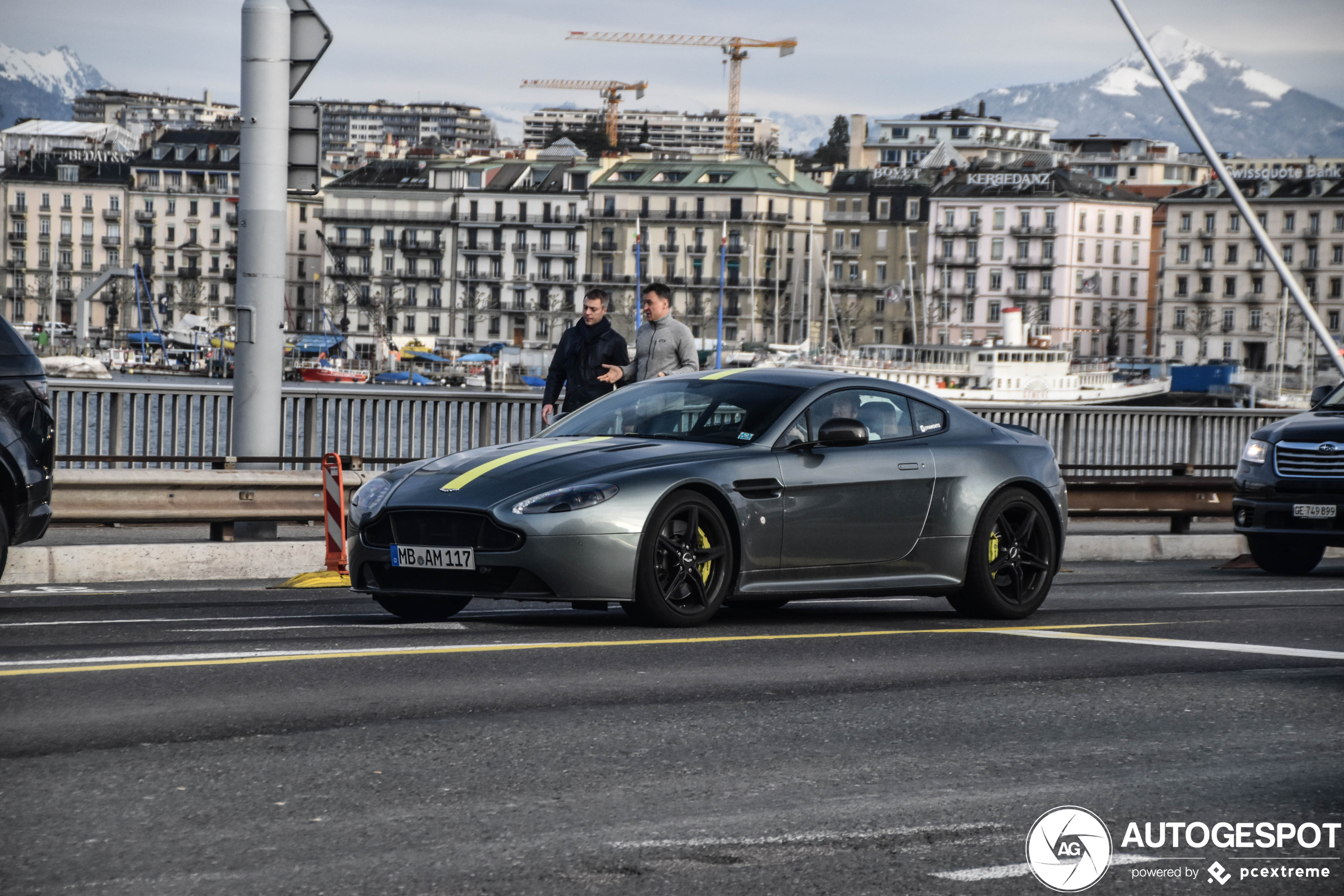 Aston Martin V8 Vantage AMR