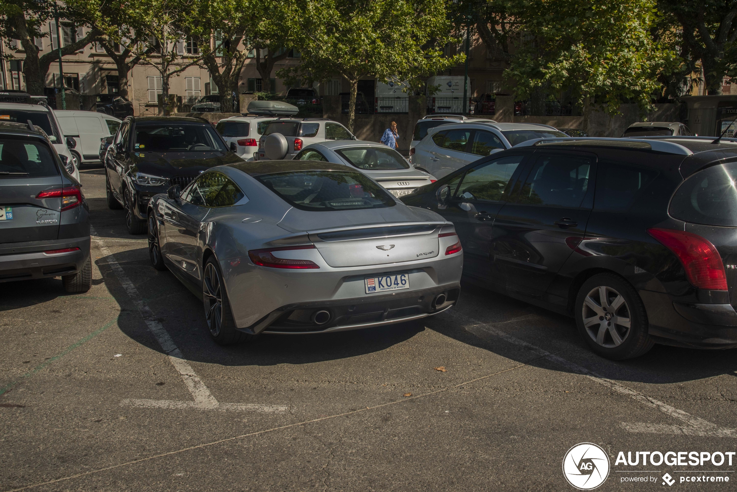 Aston Martin Vanquish 2013