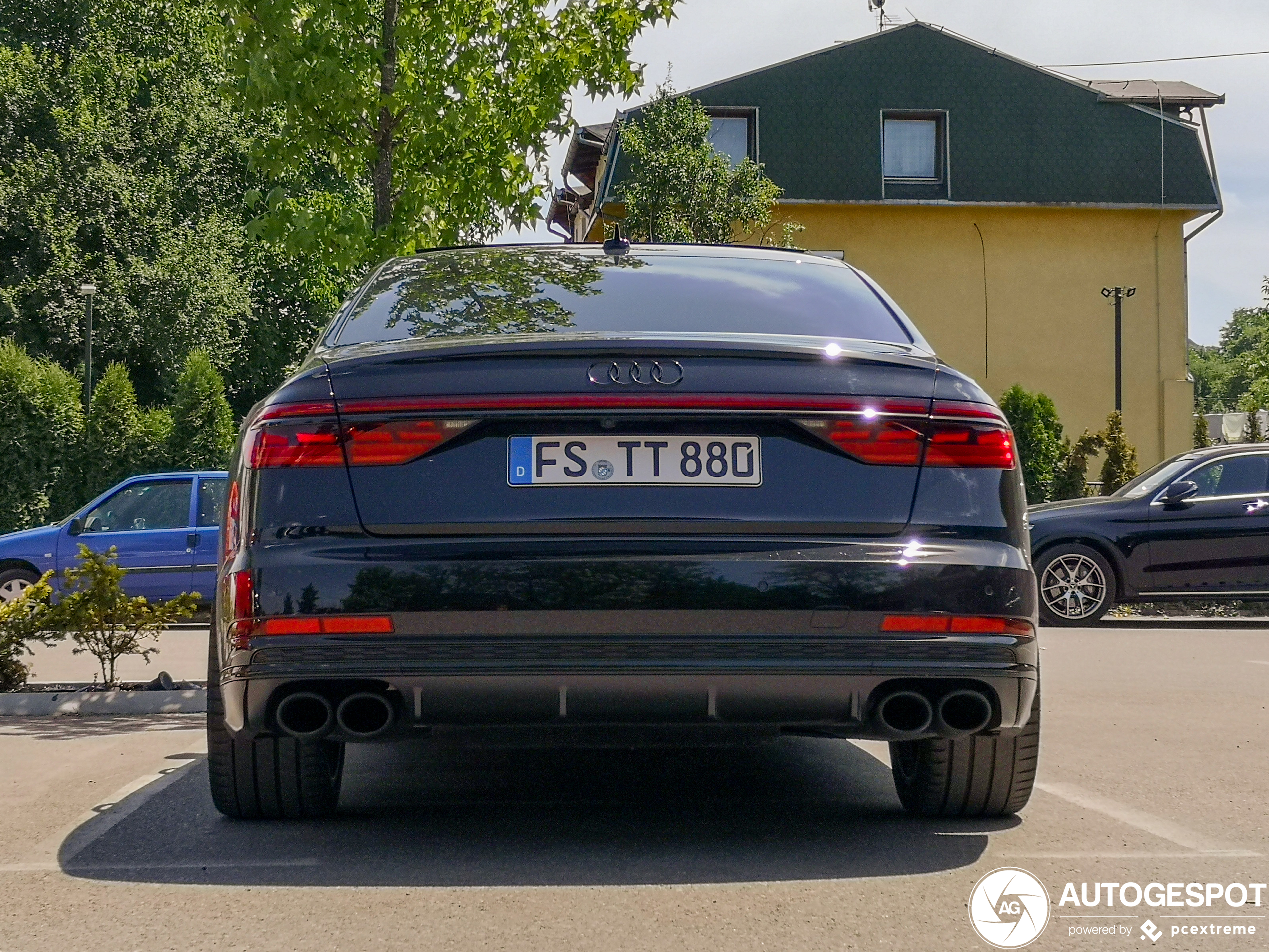 Audi S8 D5