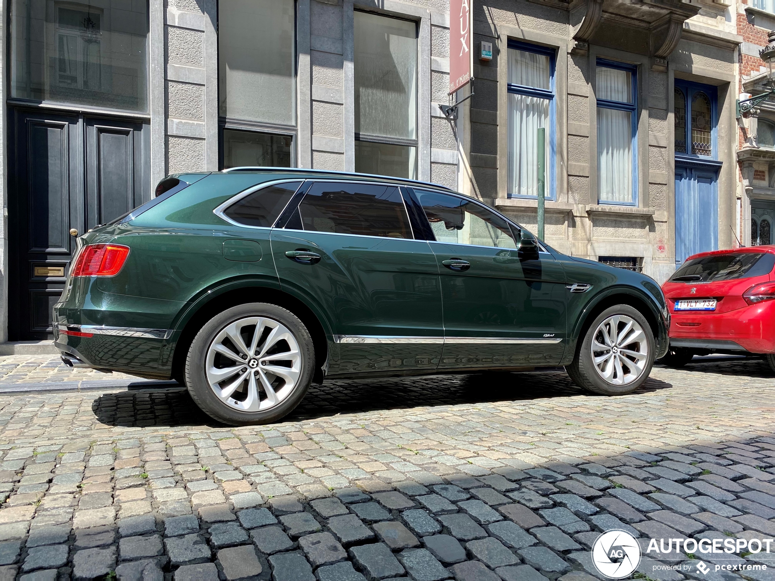 Bentley Bentayga Hybrid