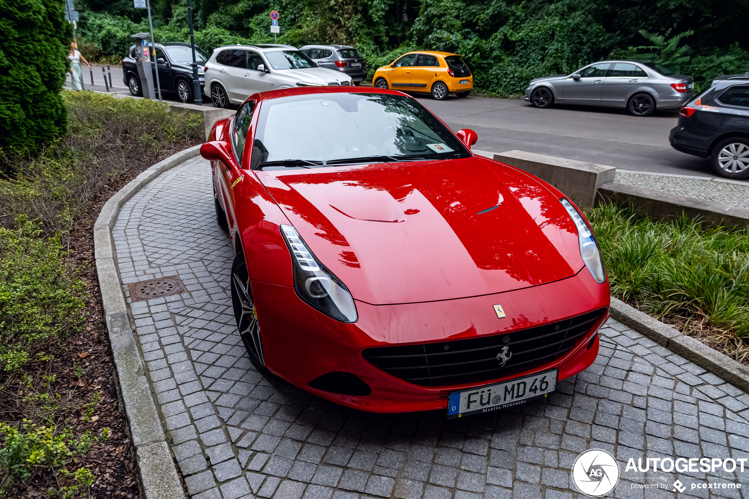 Ferrari California T