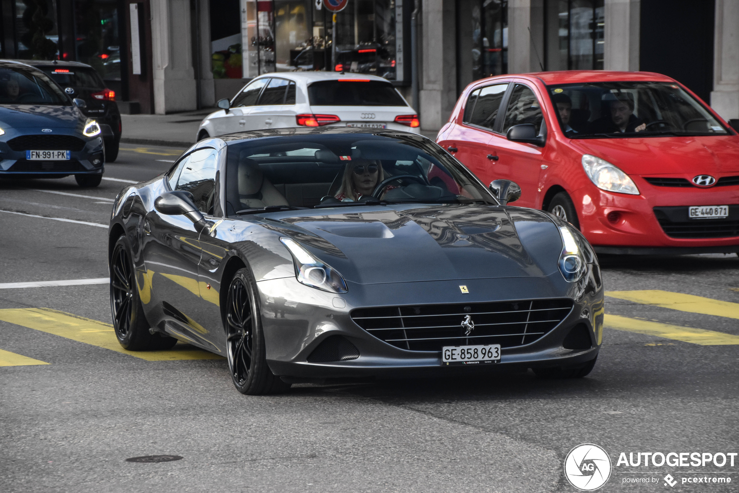 Ferrari California T