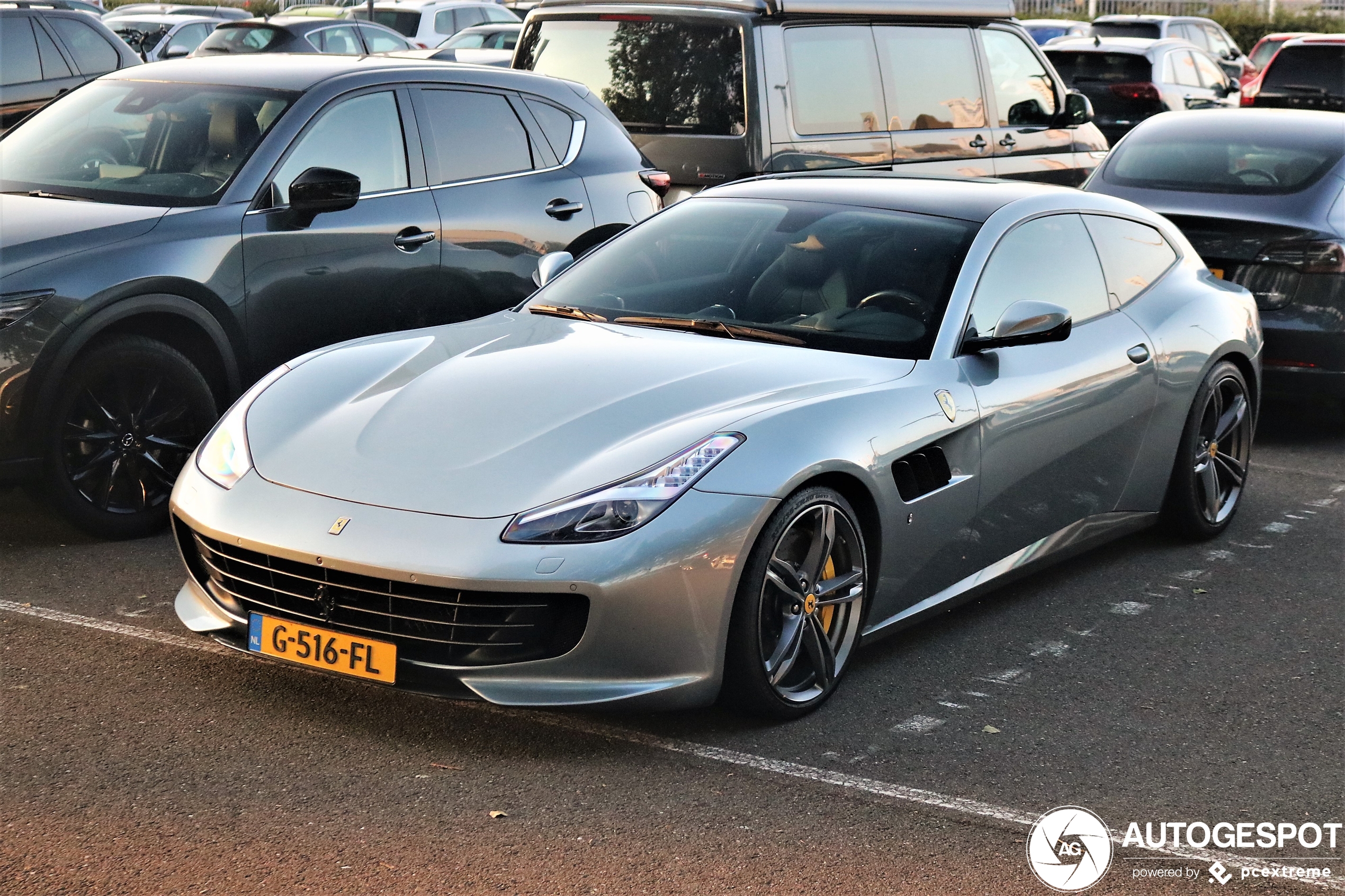 Ferrari GTC4Lusso T