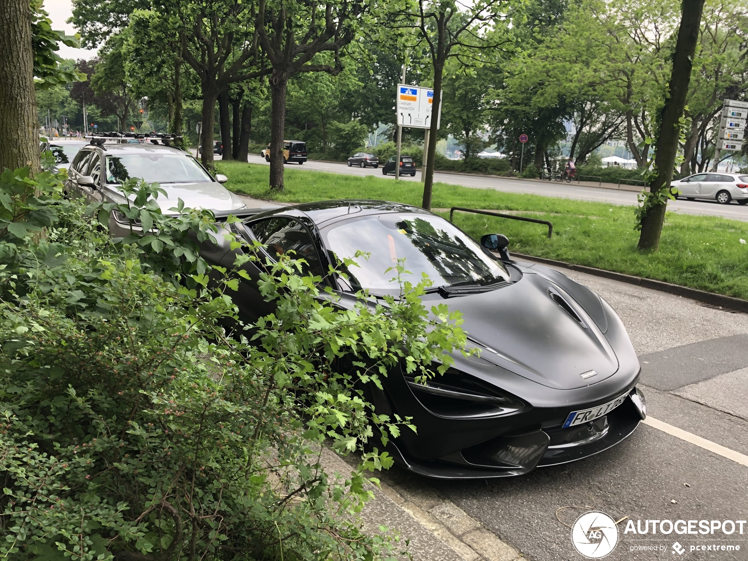 McLaren 765LT