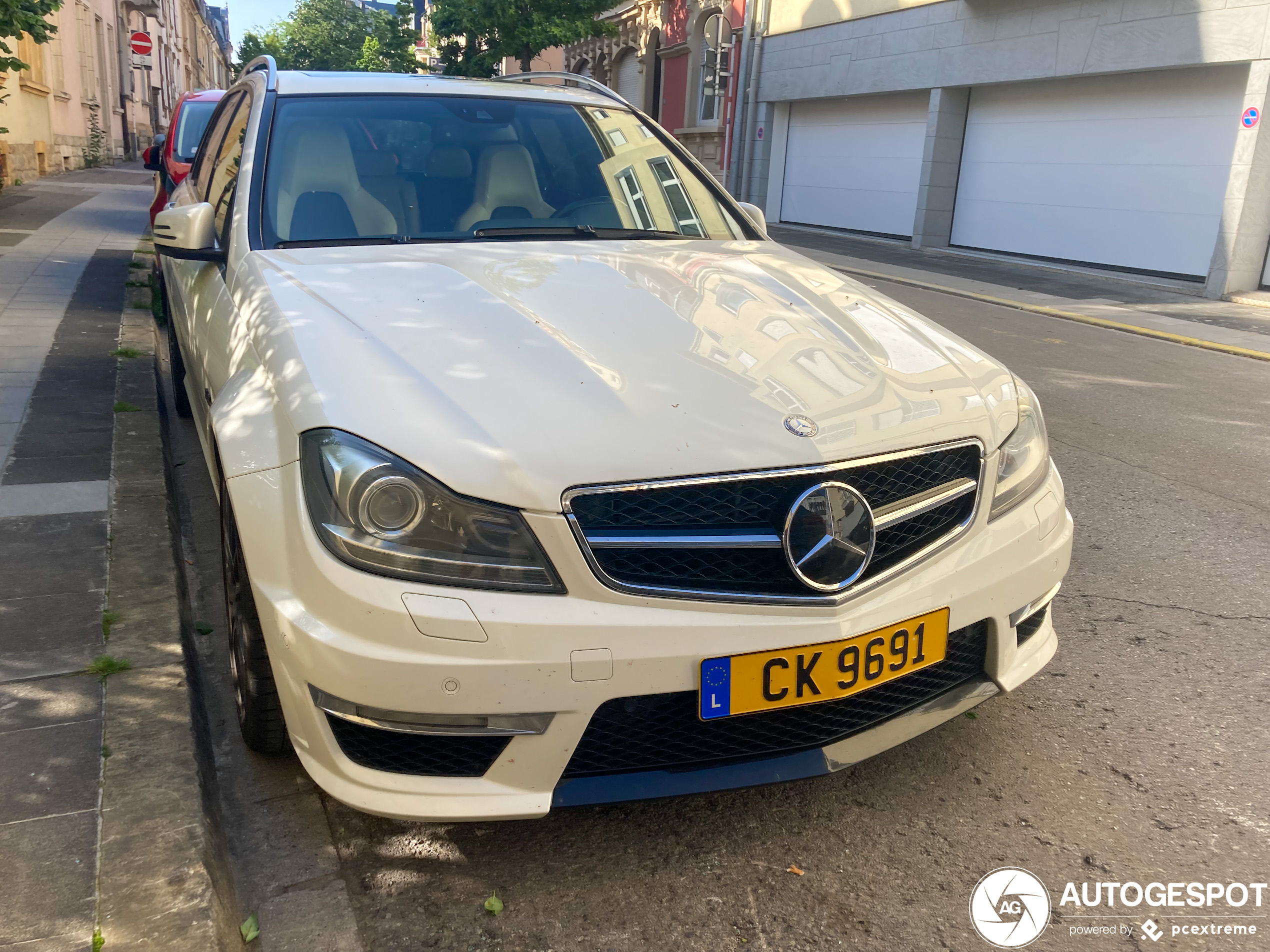 Mercedes-Benz C 63 AMG Estate 2012