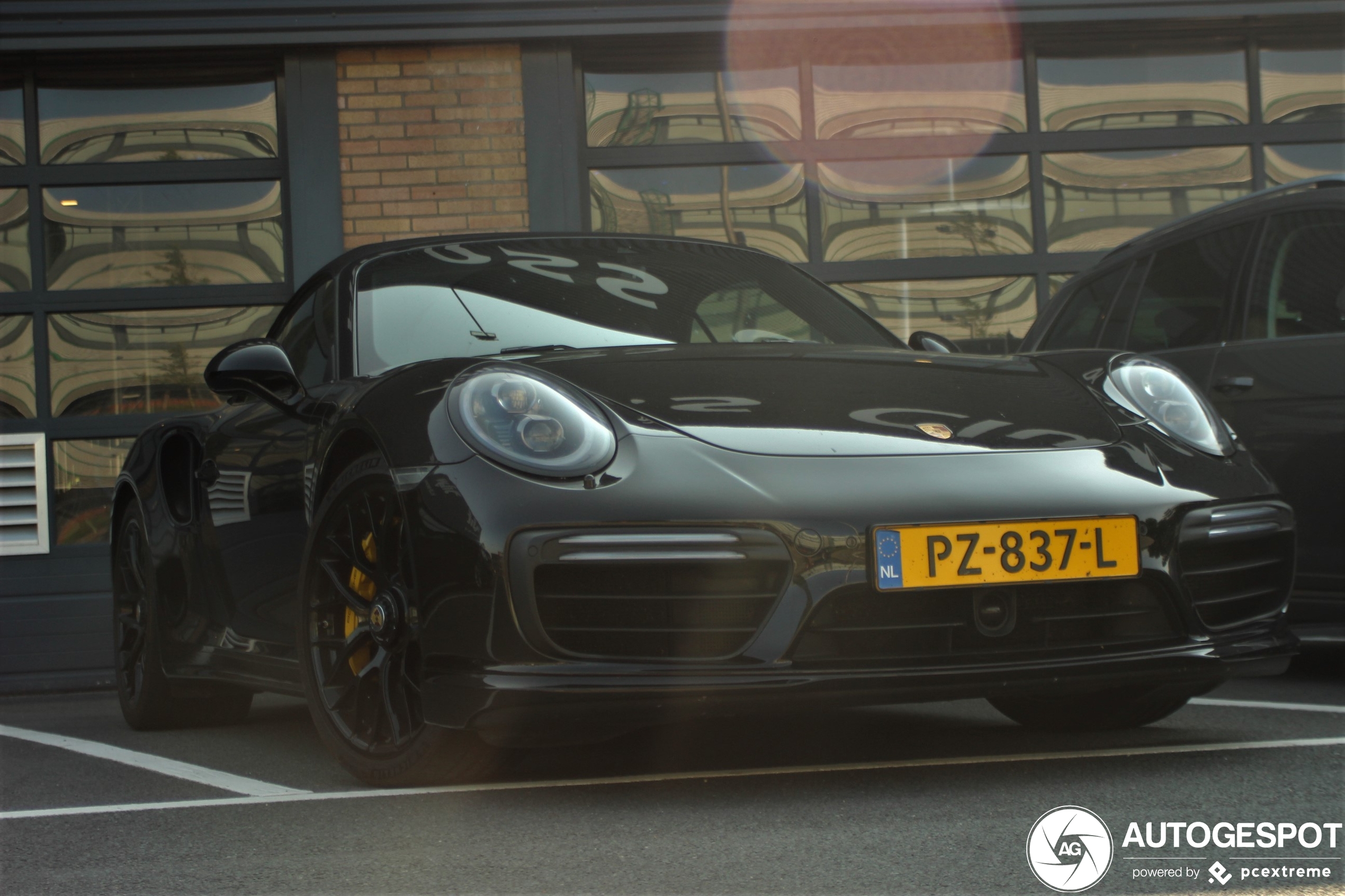 Porsche 991 Turbo S Cabriolet MkII