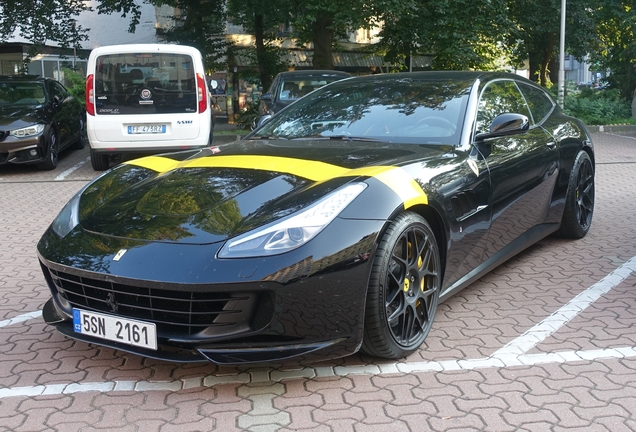 Ferrari GTC4Lusso