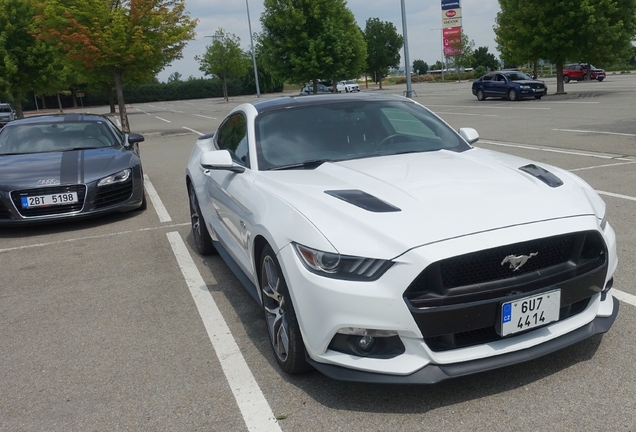 Ford Mustang GT 2015