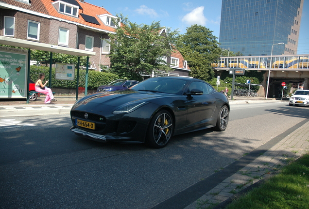 Jaguar F-TYPE R Coupé