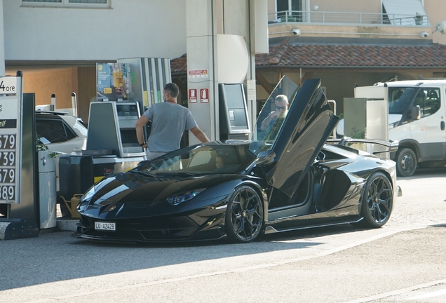 Lamborghini Aventador LP770-4 SVJ Roadster