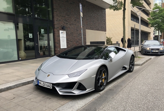 Lamborghini Huracán LP640-4 EVO