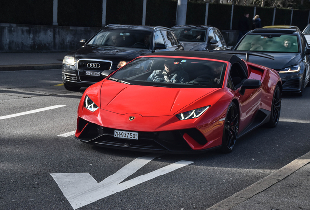 Lamborghini Huracán LP640-4 Performante Spyder