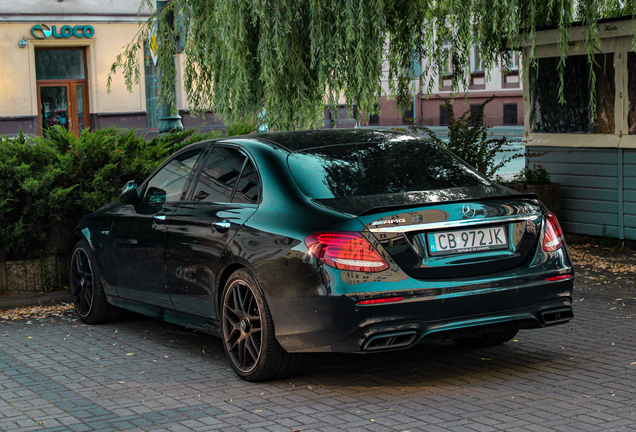 Mercedes-AMG E 63 S W213