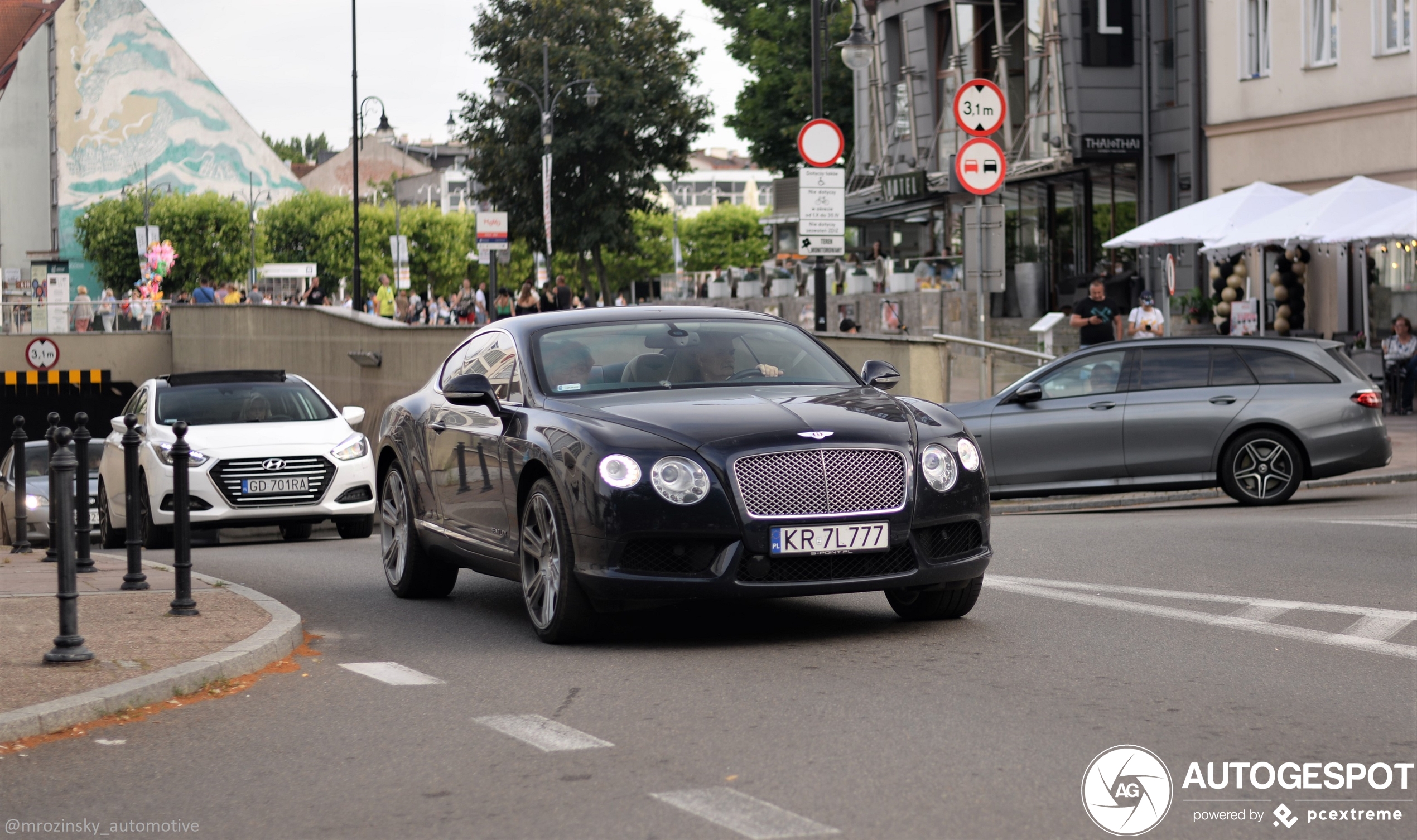 Bentley Continental GT V8