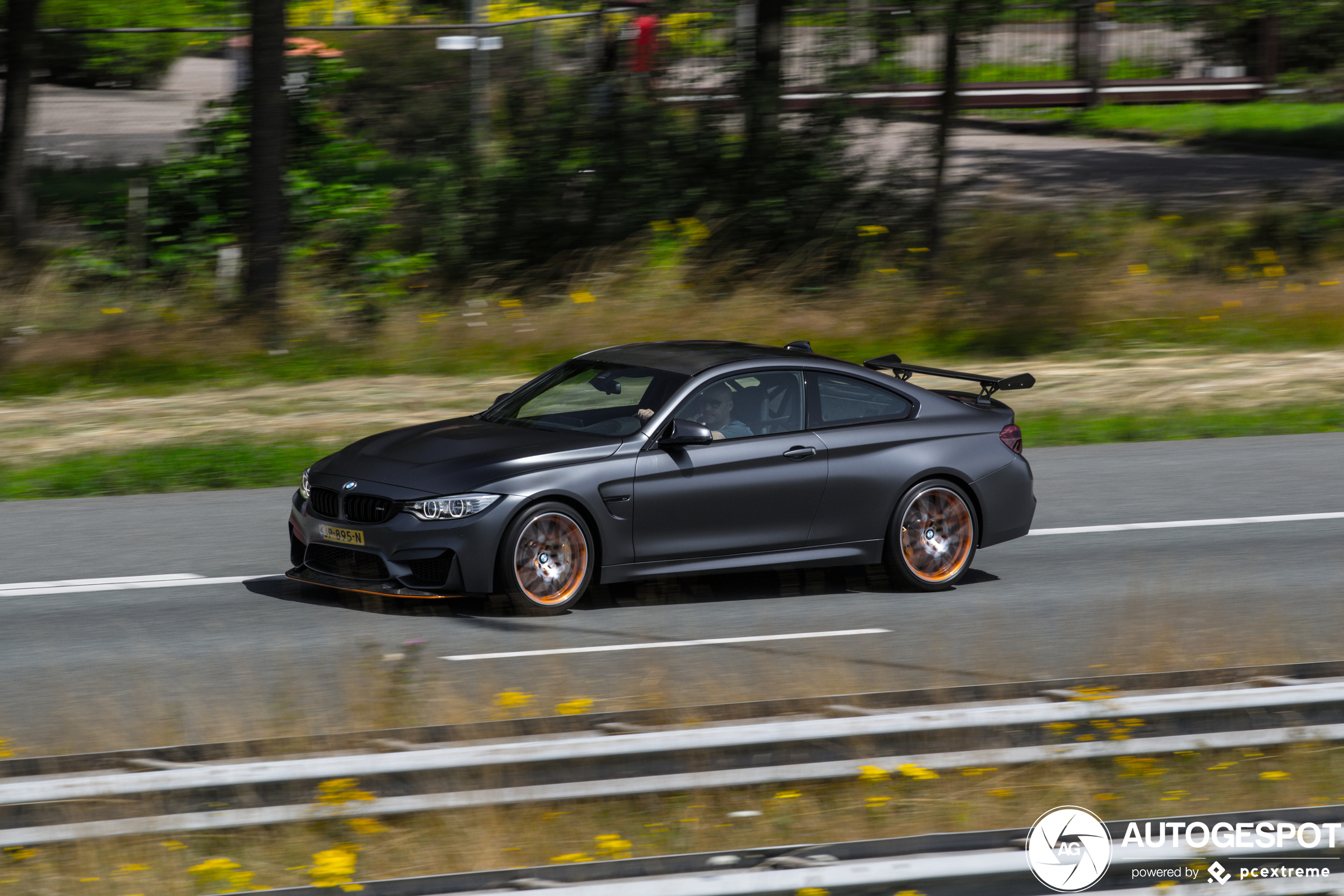 BMW M4 GTS