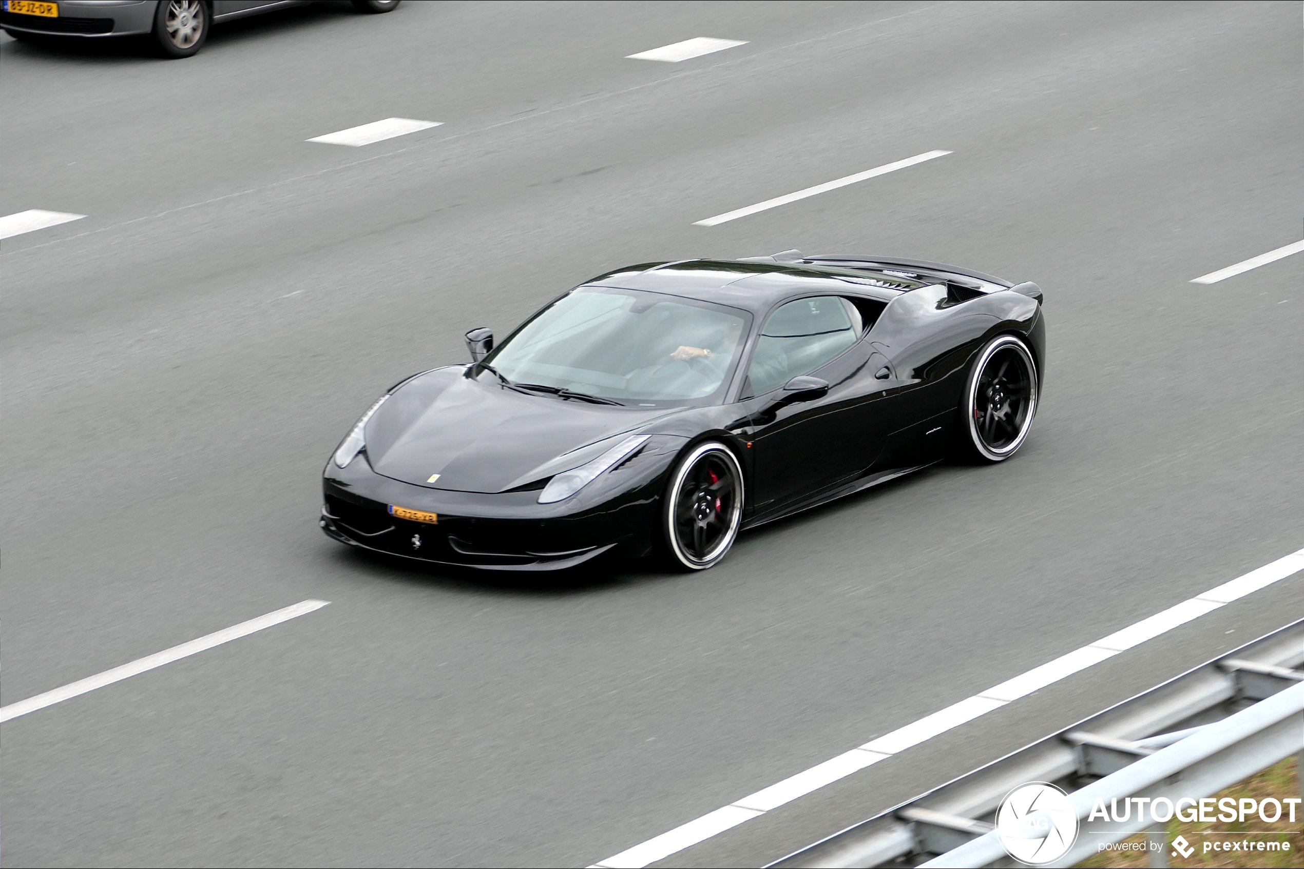 Ferrari 458 Italia Novitec Rosso