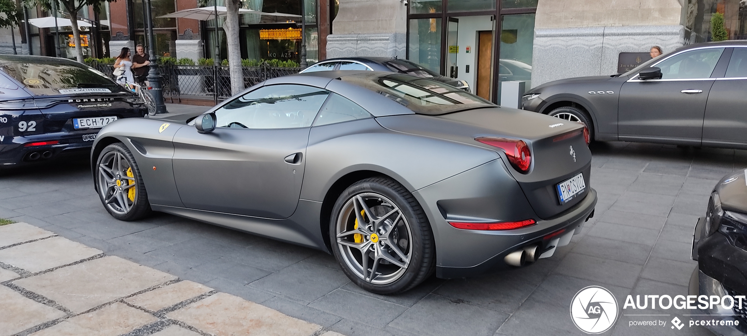 Ferrari California T