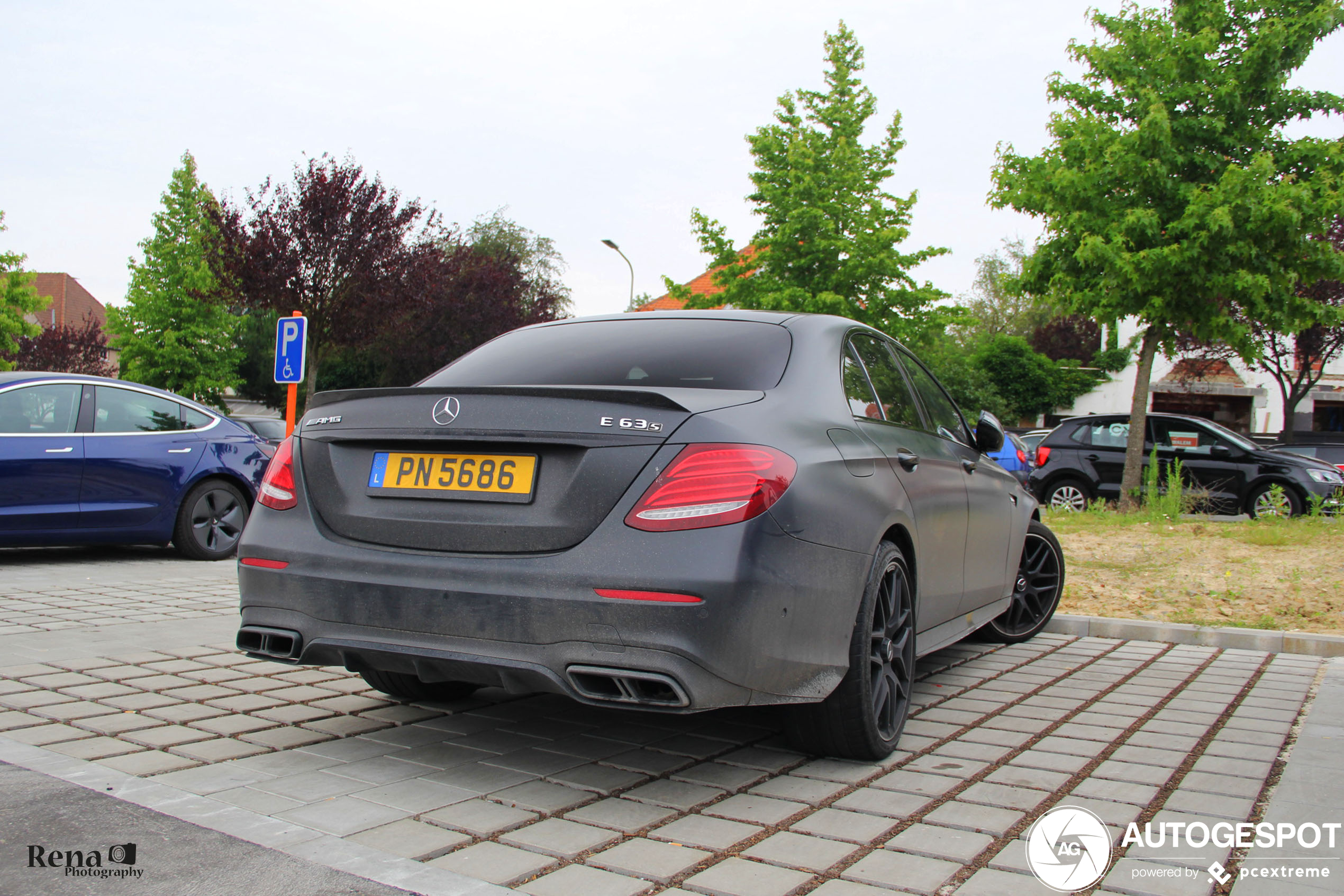 Mercedes-AMG E 63 S W213